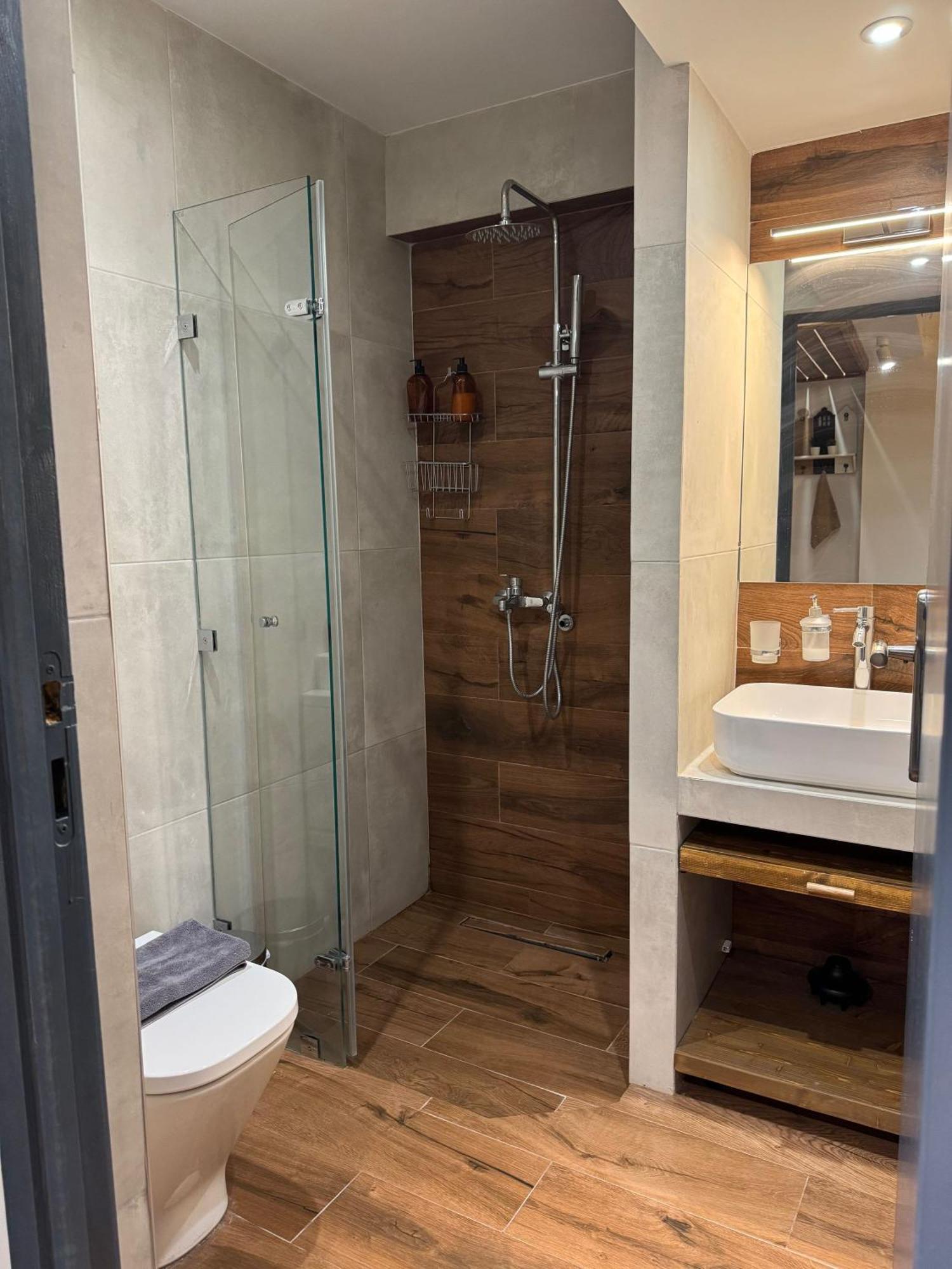 Haris 302 Apartment By Vpn Accomodation Афіни Екстер'єр фото