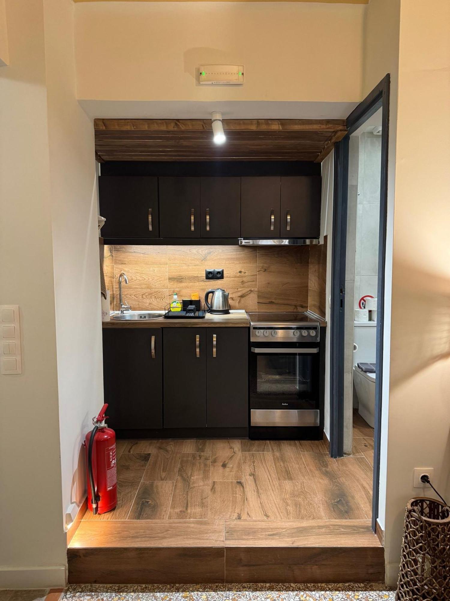 Haris 302 Apartment By Vpn Accomodation Афіни Екстер'єр фото